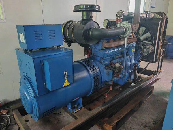 叶集100kW柴油发电机组使用多级机油有哪些优缺点？